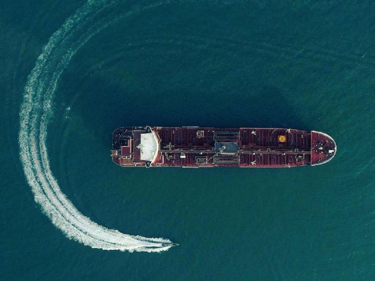 Irán captura un petrolero en el golfo de Omán en plena tensión regional